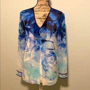 Beautiful Calvin Klein Top NWT